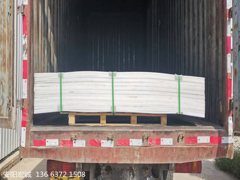 安陽(yáng)宏誠: 超高分子量聚乙烯襯板的實(shí)用百搭